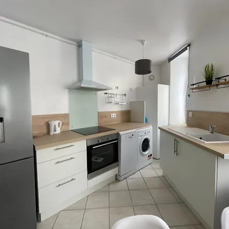 Le Nid De Liais Apartment *