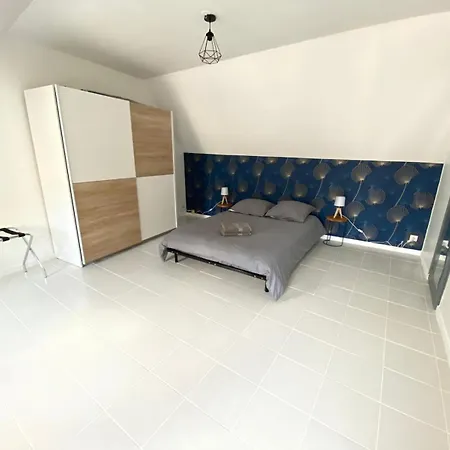 Le Nid De Liais Apartment